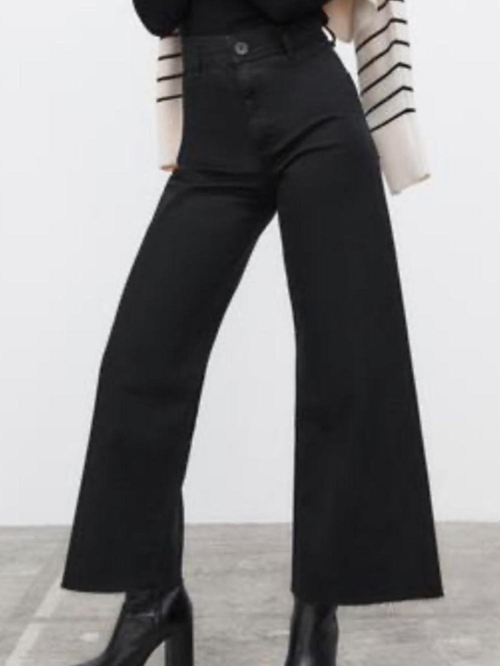 Zara Black Frayed Hem Wide-Leg Jeans